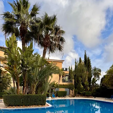 Relaxincyprus * Peyia