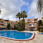 Relaxincyprus Apartment *